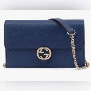 Gucci Ladies Interlocking G Chain Wallet Crossbody Bag. Like new  510314_CA00G